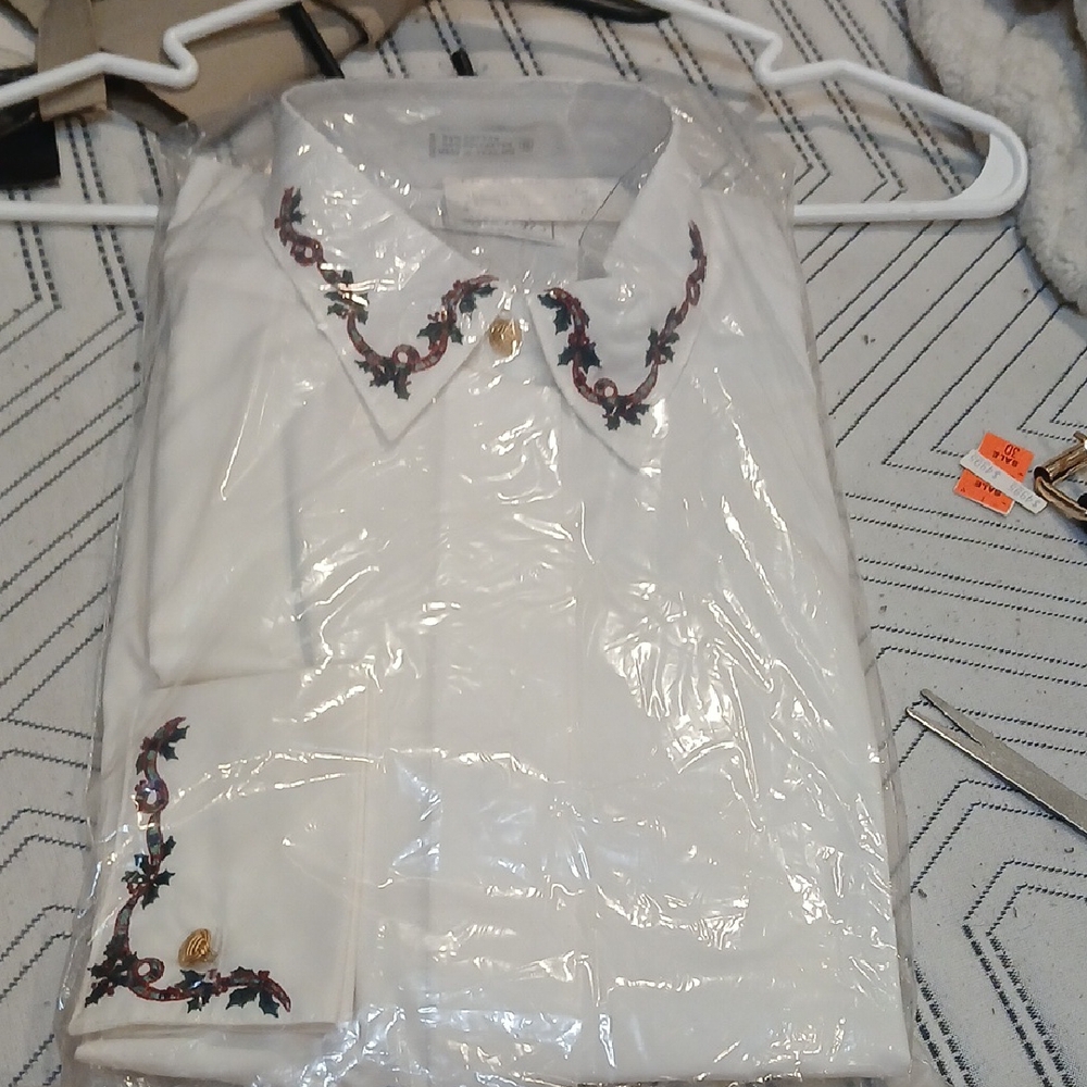Foxcroft White Dress Shirt with Embroidered Collar